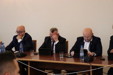 Za nami uroczysta sesja Rady Miejskiej w Wieluniu. Było wiele podziękowań za wspólną pracę na rzecz samorządu